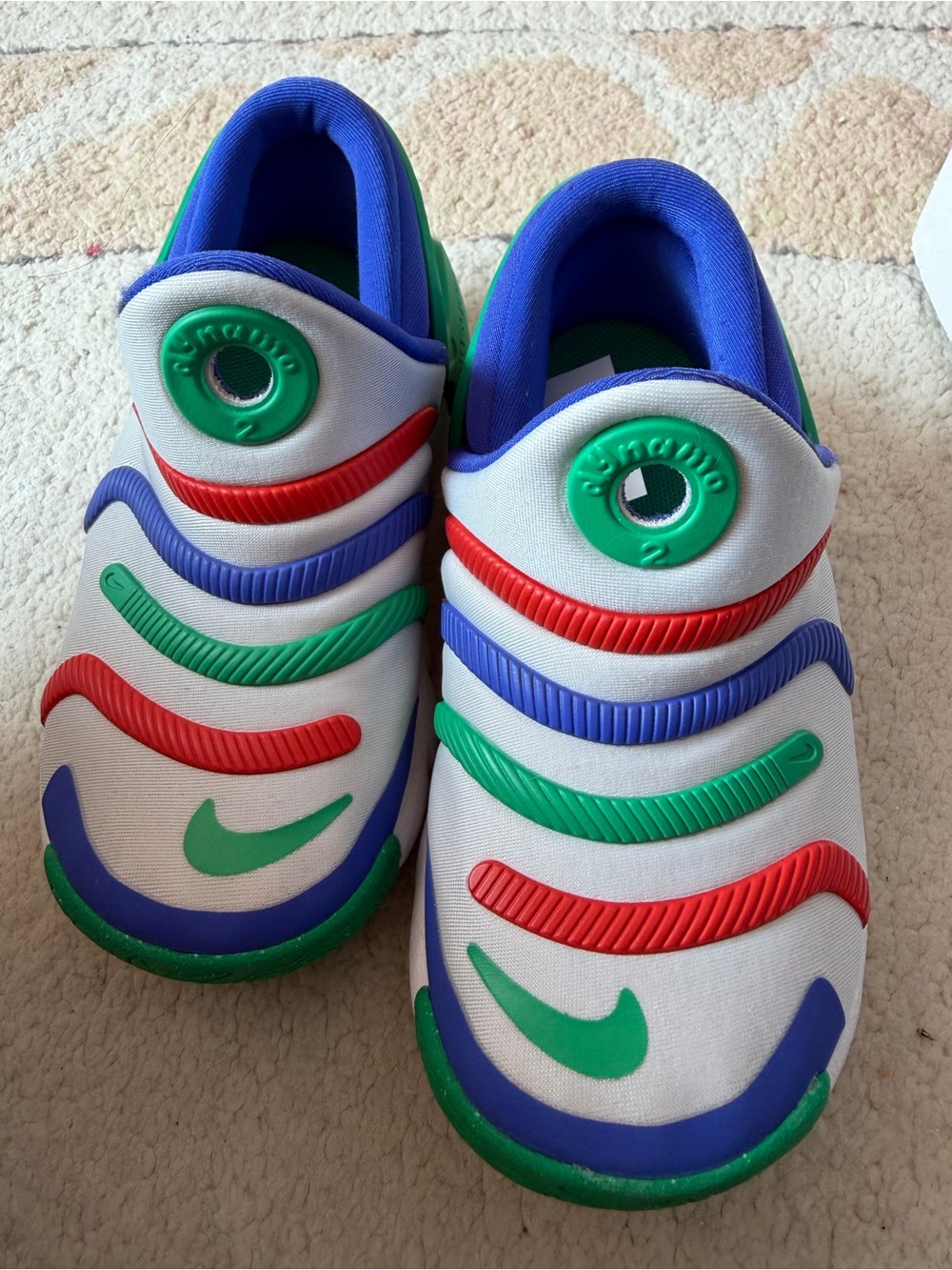 Nike Dynamo Go
Little Kids' Easy On/Off Shoes